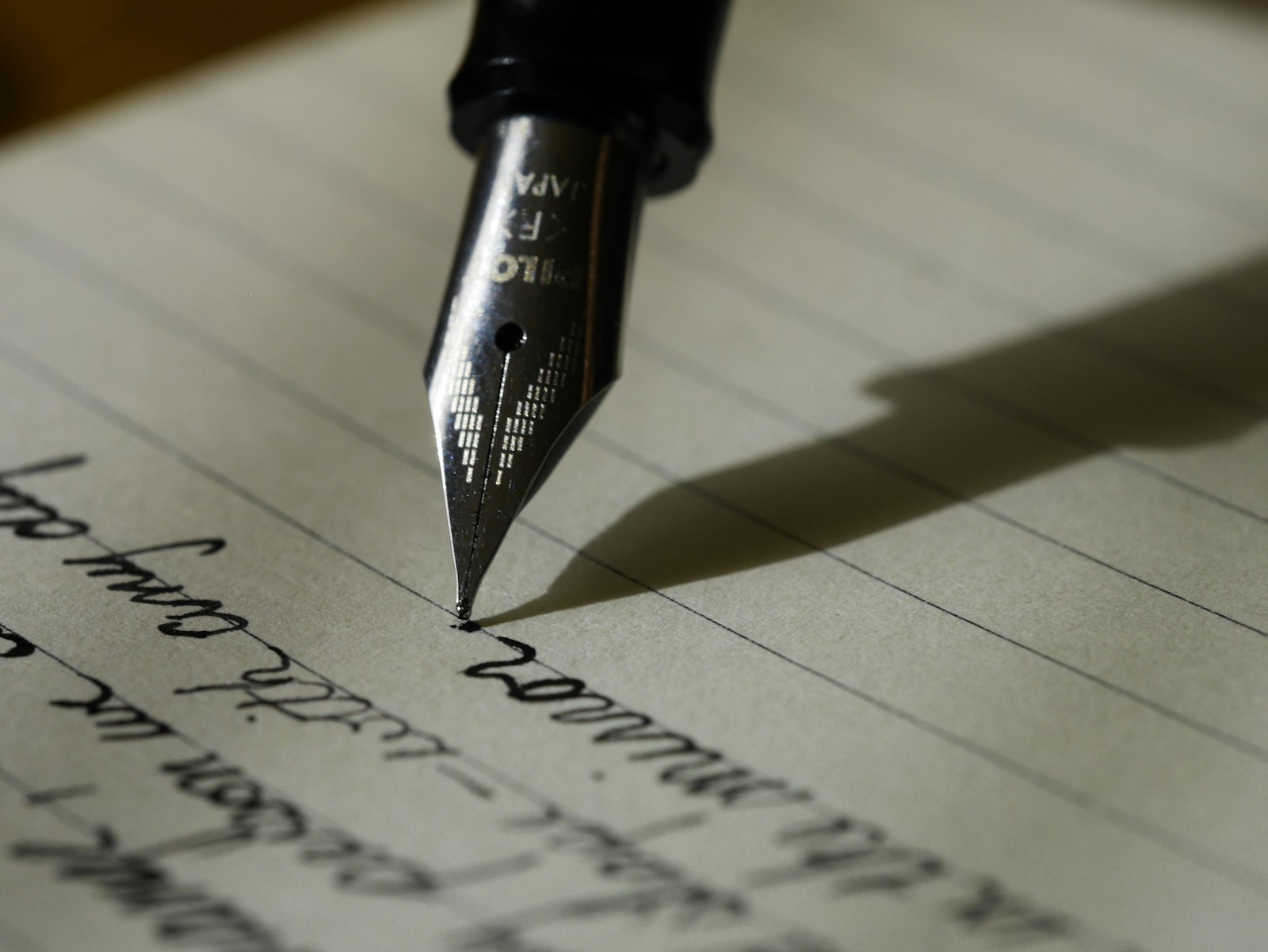 How to Write Show Notes That Actually Drive Subscribers